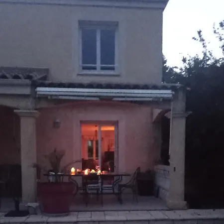 Bed & Breakfast Evasion