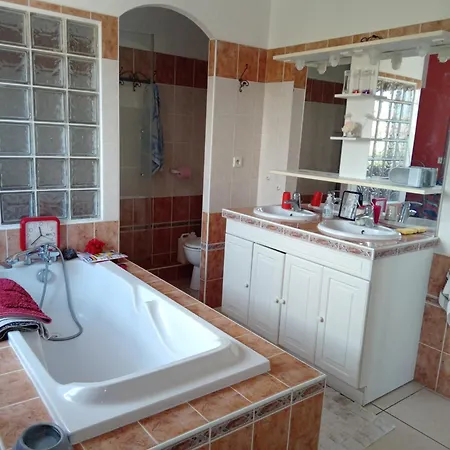 Evasion Bed & Breakfast