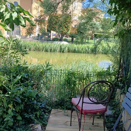 Evasion Bed & Breakfast *